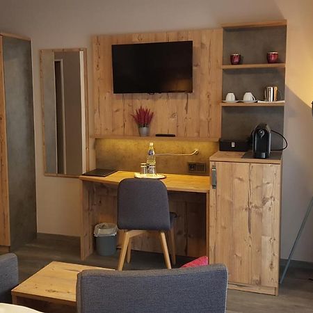Hotel-Restaurant Zur Linde Altenmedingen エクステリア 写真