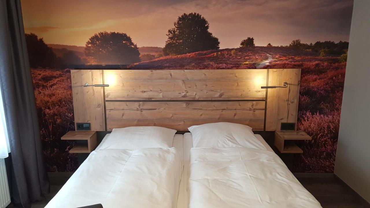 Hotel-Restaurant Zur Linde Altenmedingen エクステリア 写真
