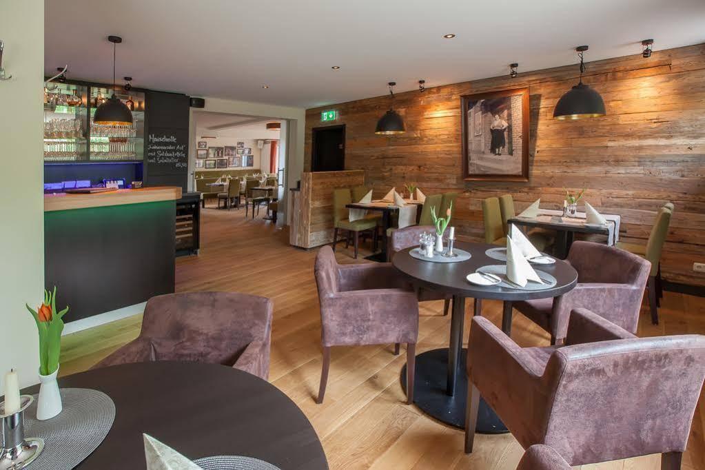Hotel-Restaurant Zur Linde Altenmedingen エクステリア 写真